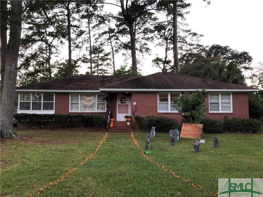 3 Hickory Drive - Photo 1