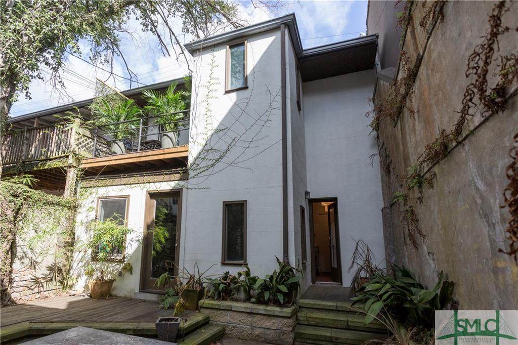 120 Charlton Lane - Photo 1