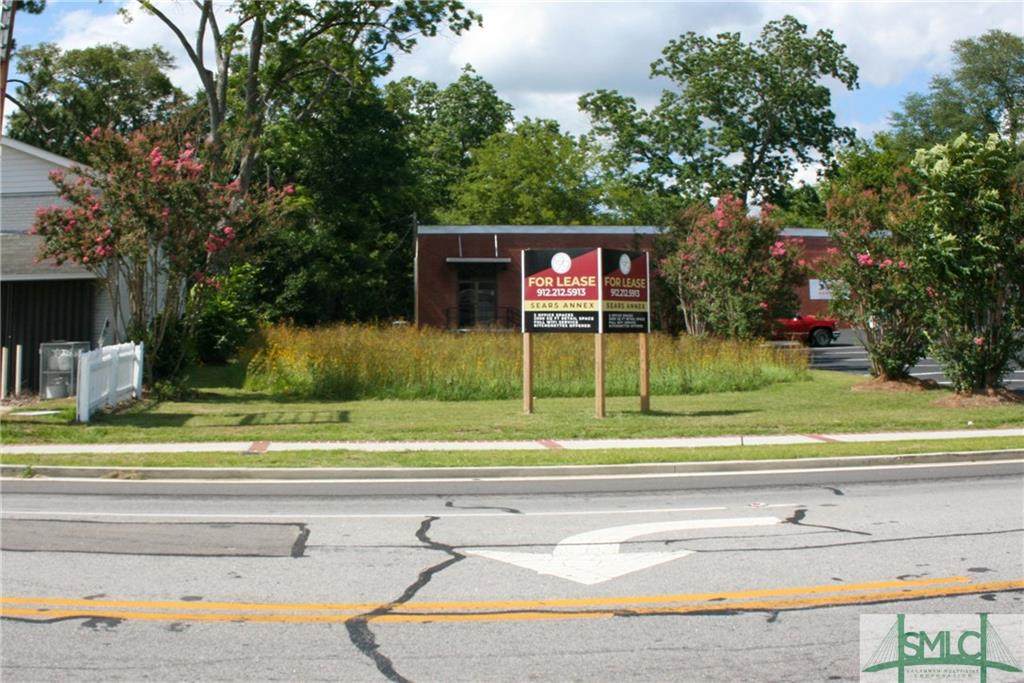 711 Winthrope Avenue - Photo 1