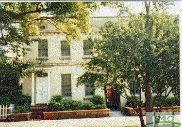 414 Hall Street - Photo 1