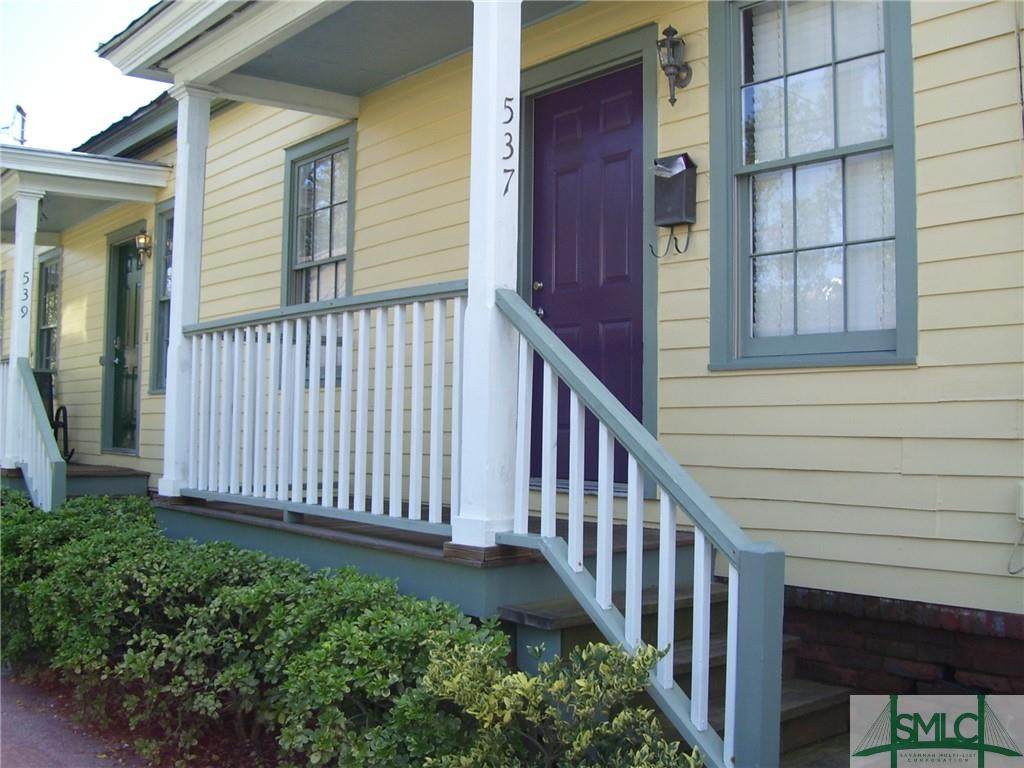 537 Macon Street - Photo 1