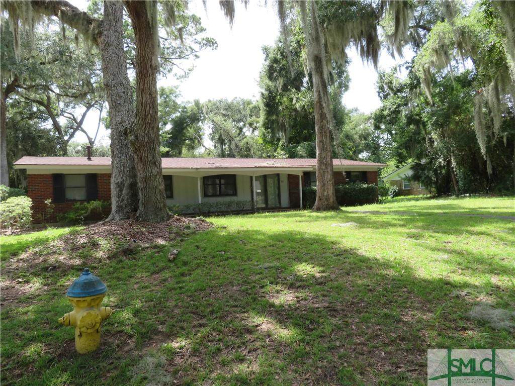 313 Pickwick Road - Photo 1