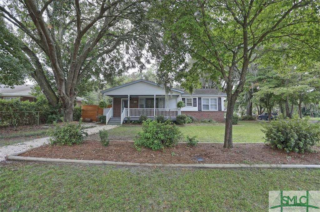 3205 Oakwood Drive - Photo 1