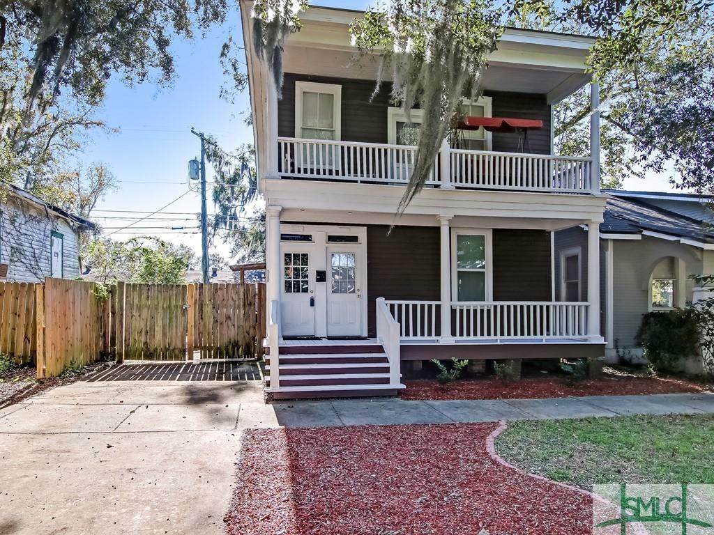 813 37th Street - Photo 1