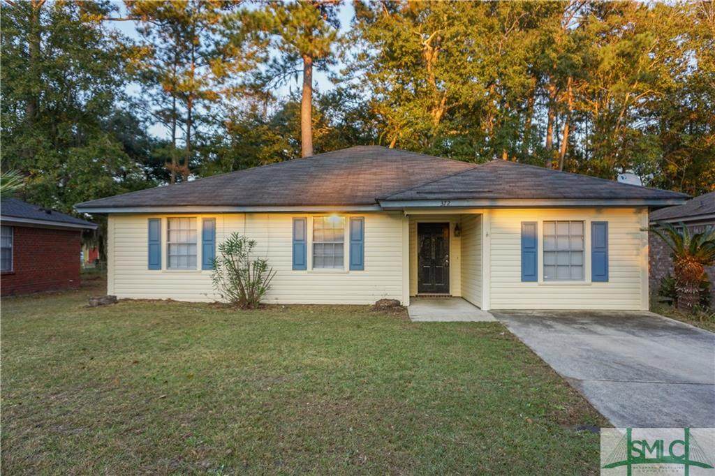 372 Riverview Drive - Photo 1