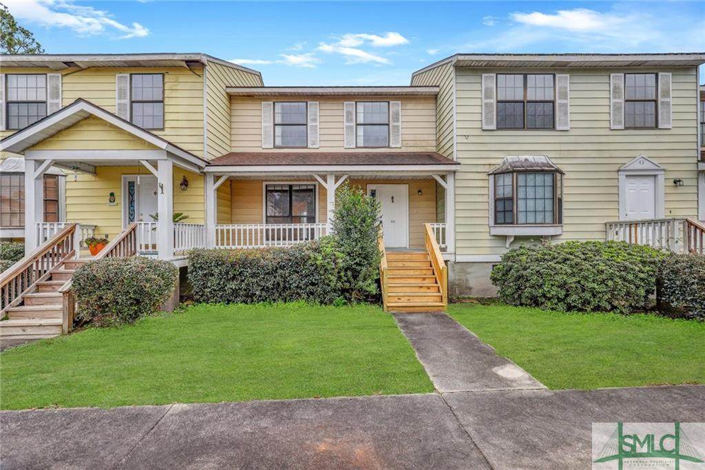 912 Pineland Avenue - Photo 1
