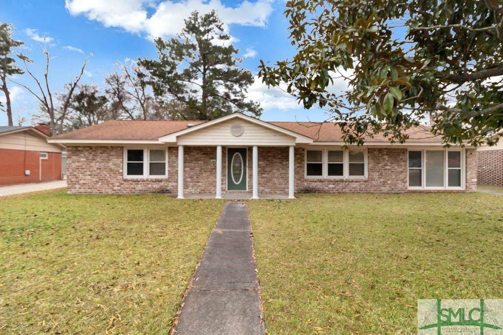 31 Lynn Avenue - Photo 1
