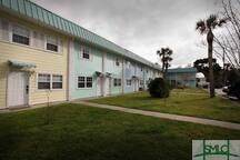 1608 Jones Avenue - Photo 1