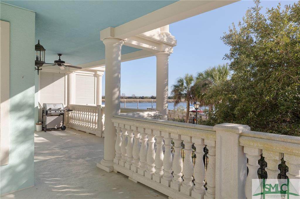 2812 River Drive - Photo 1