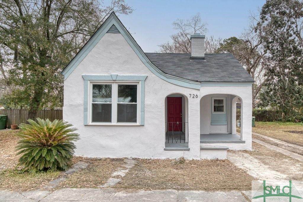 726 37th Street - Photo 1