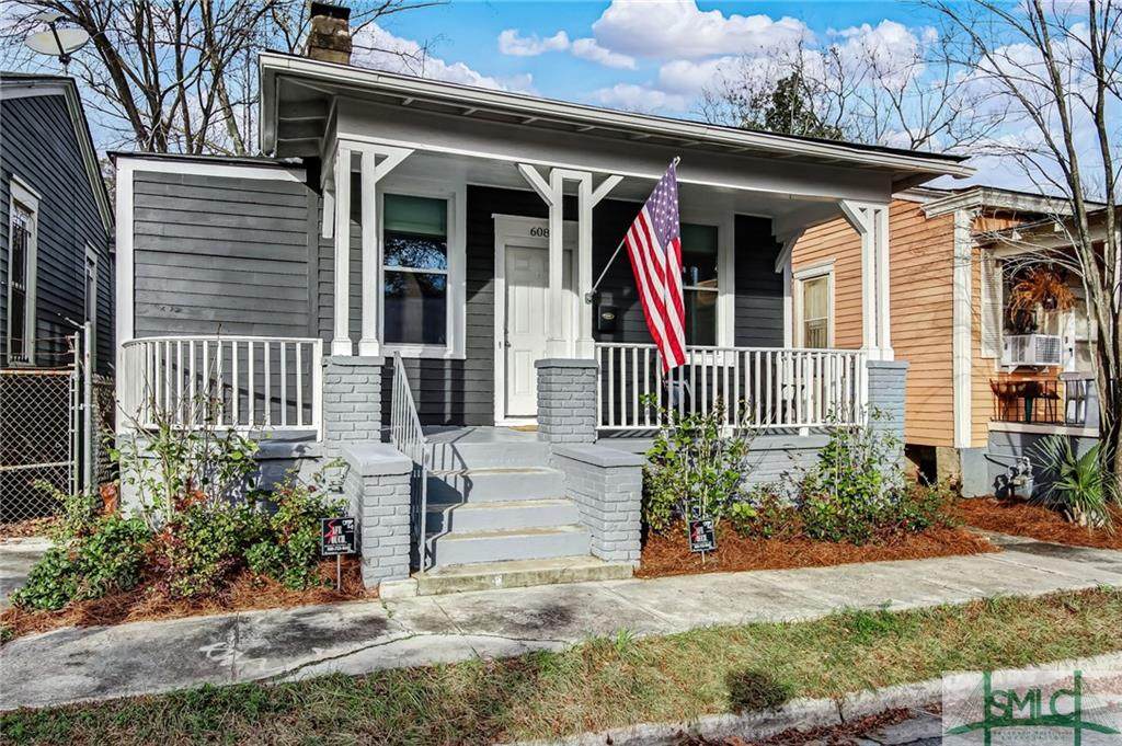 608 34th Street - Photo 1