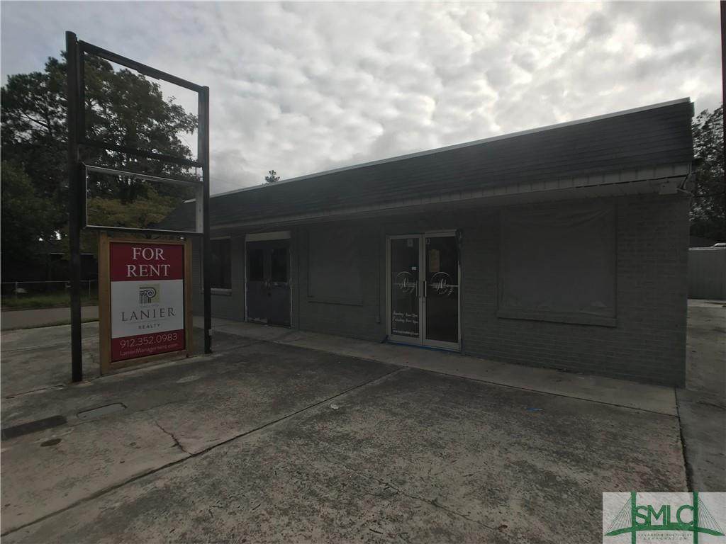 5224 Skidaway Road - Photo 1