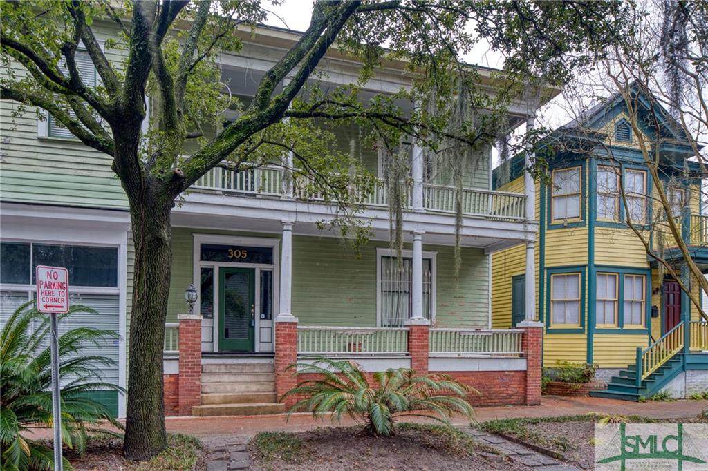 305 Duffy Street - Photo 1