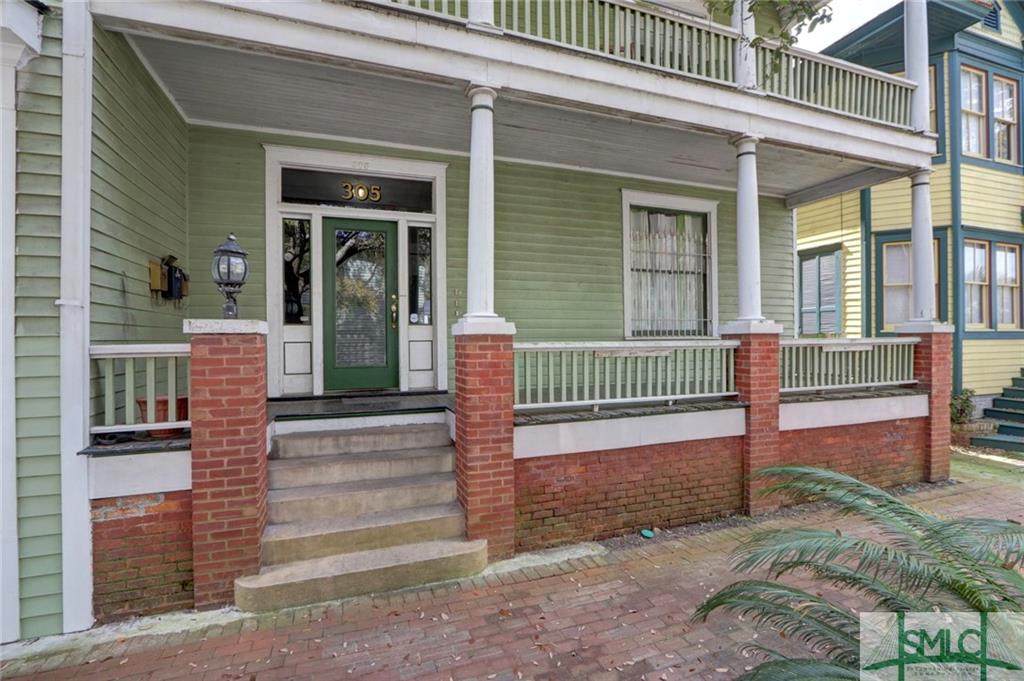 305 Duffy Street - Photo 1