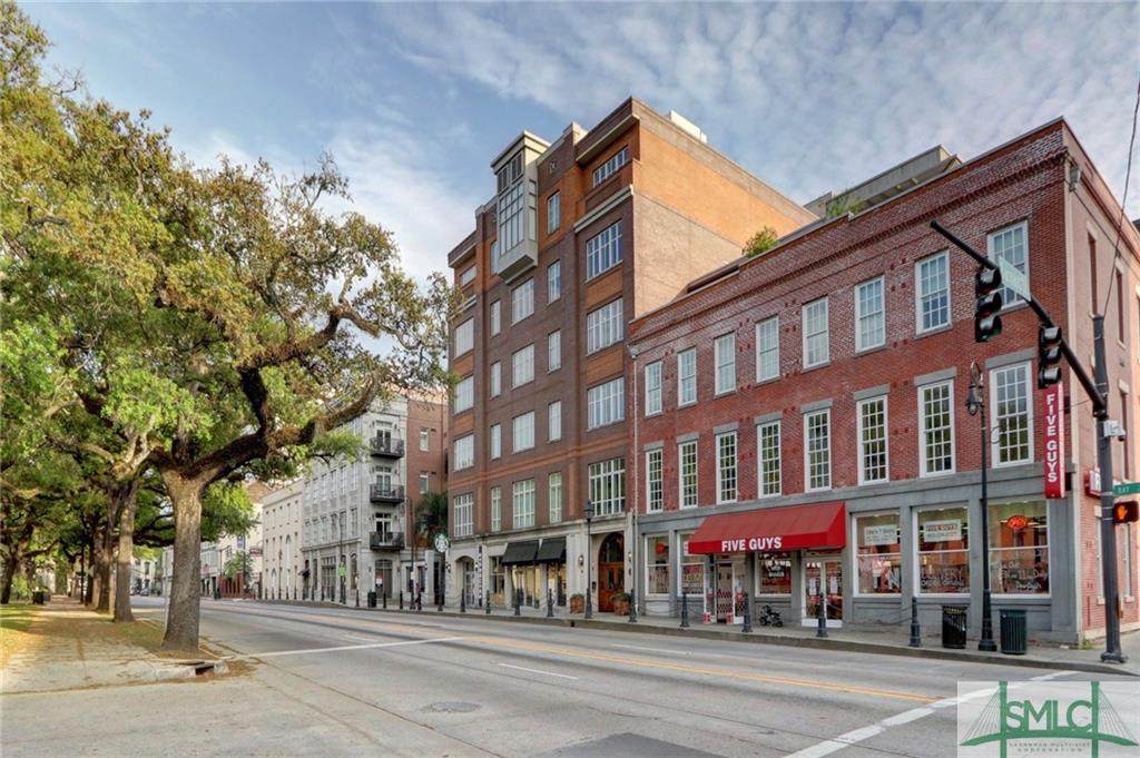 165 Bay Street - Photo 1