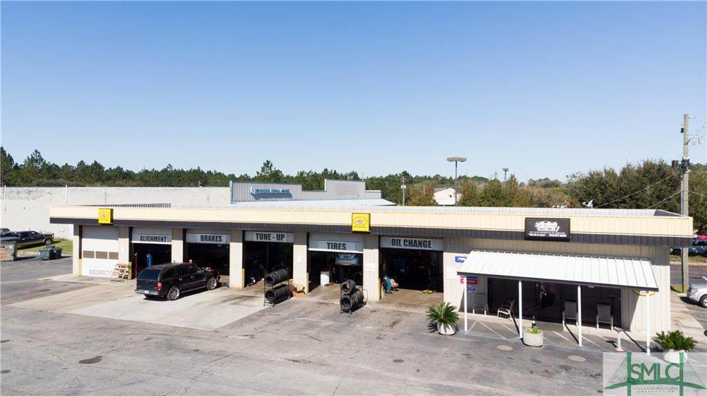 759 Veterans Parkway - Photo 1
