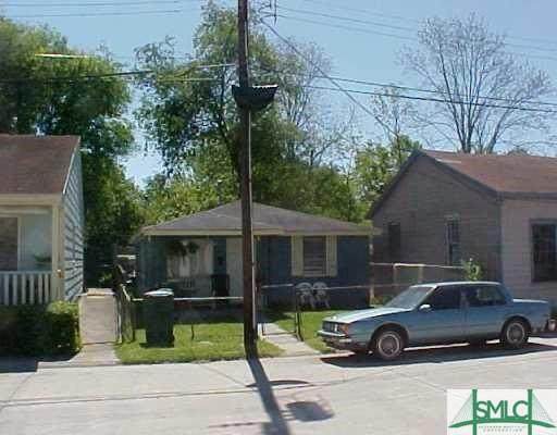 256 Cumming Street - Photo 1
