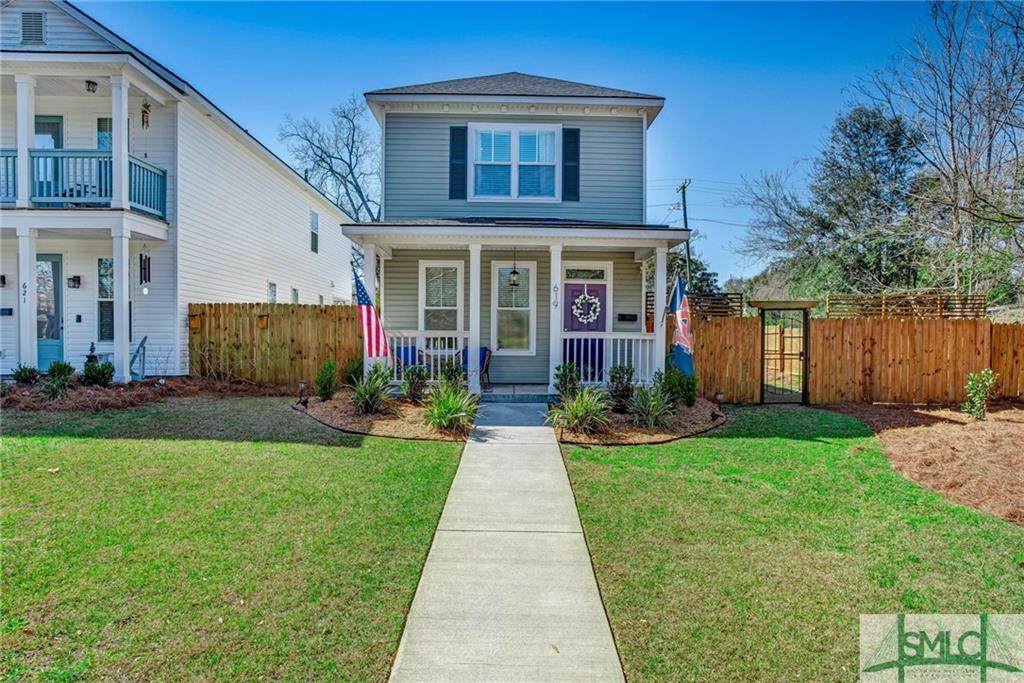 619 Henry Street - Photo 1