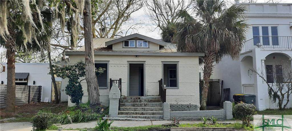527 39th Street - Photo 1
