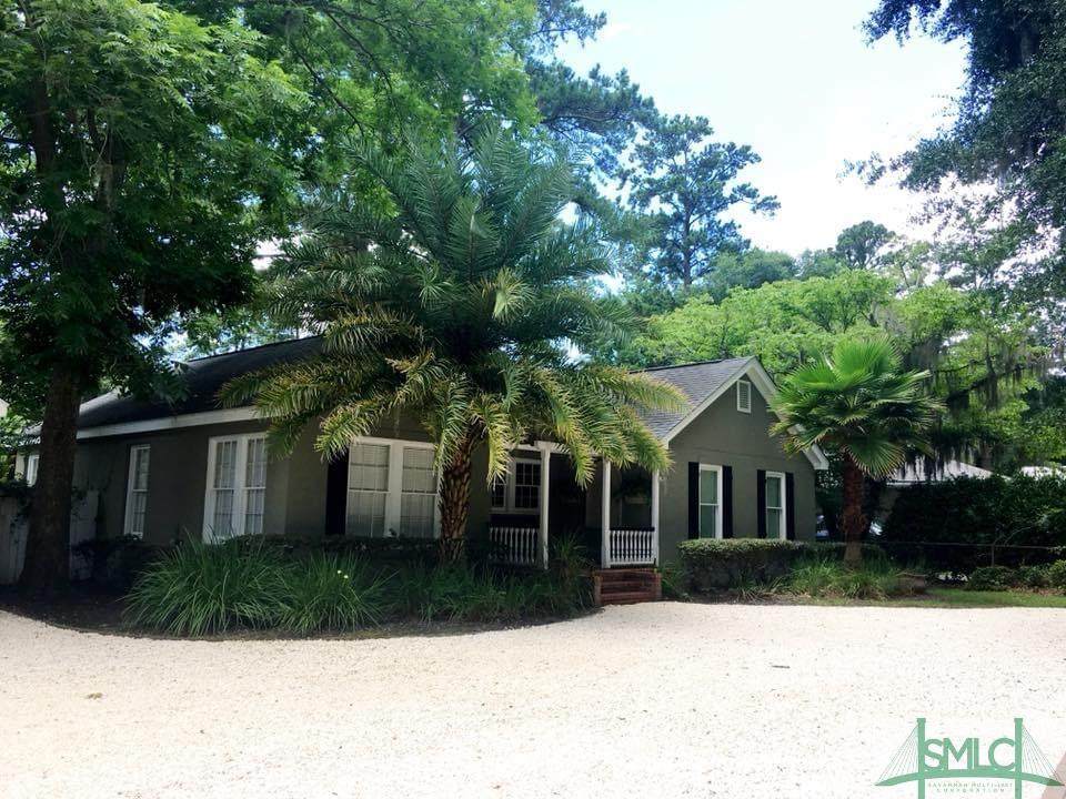 2607 Norwood Avenue - Photo 1