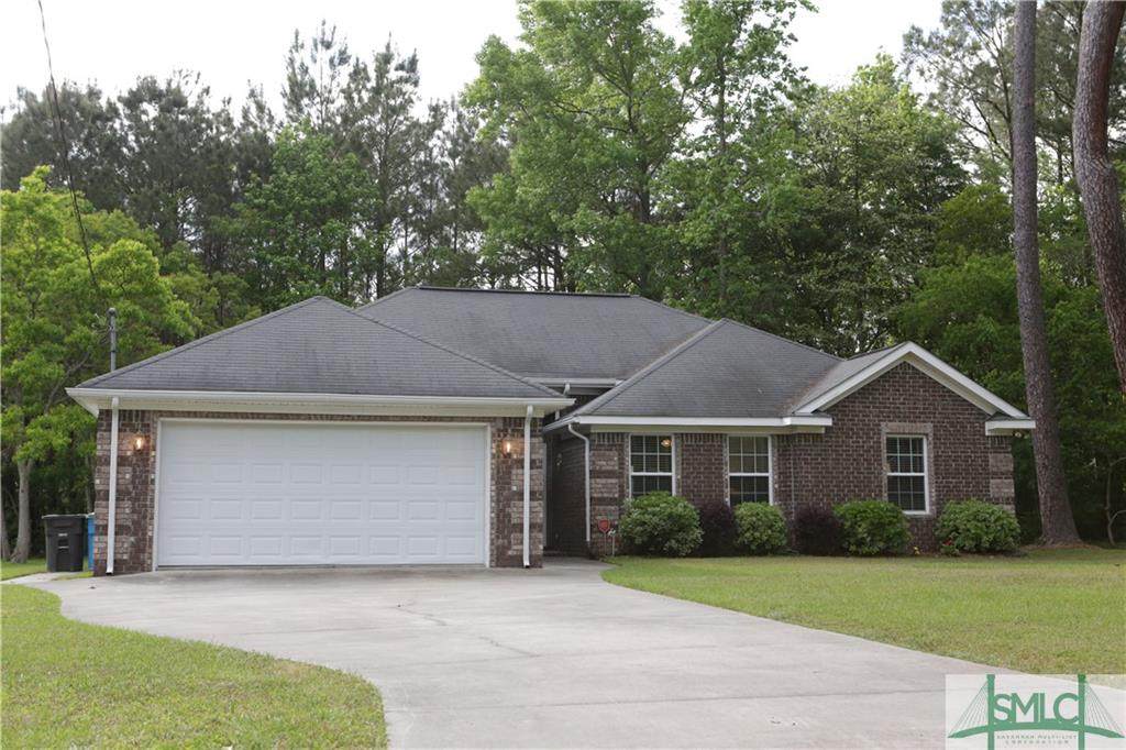 405 Pine Street - Photo 1