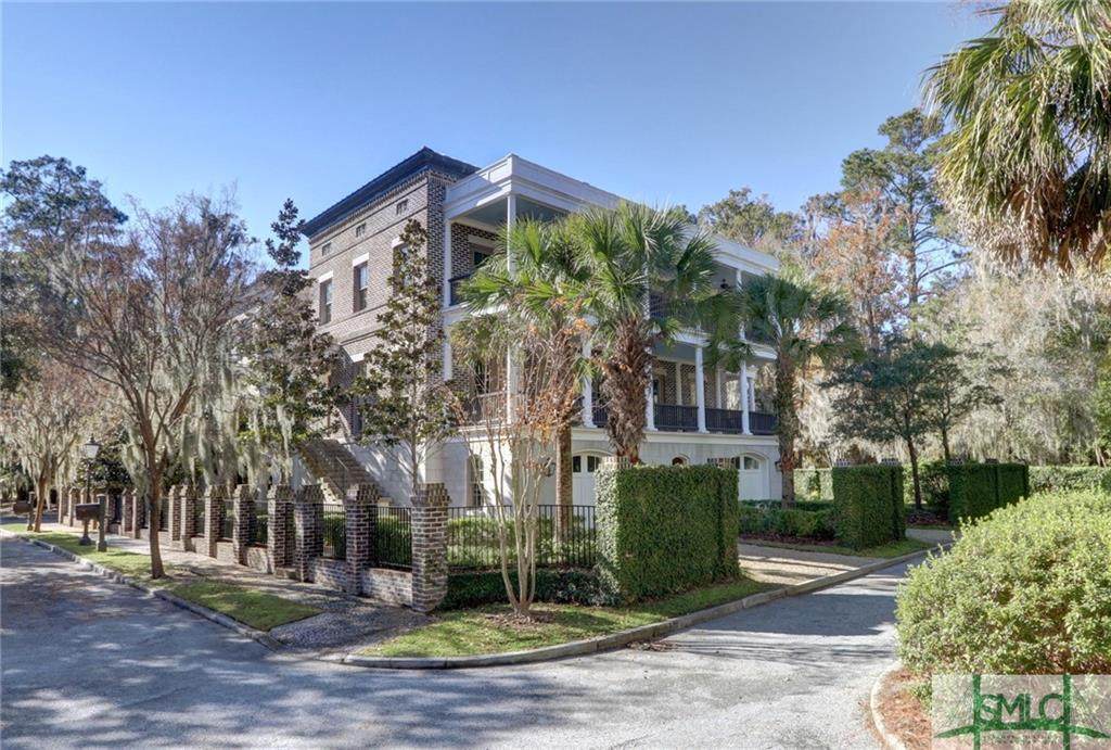 543 Mcallister Landing - Photo 1