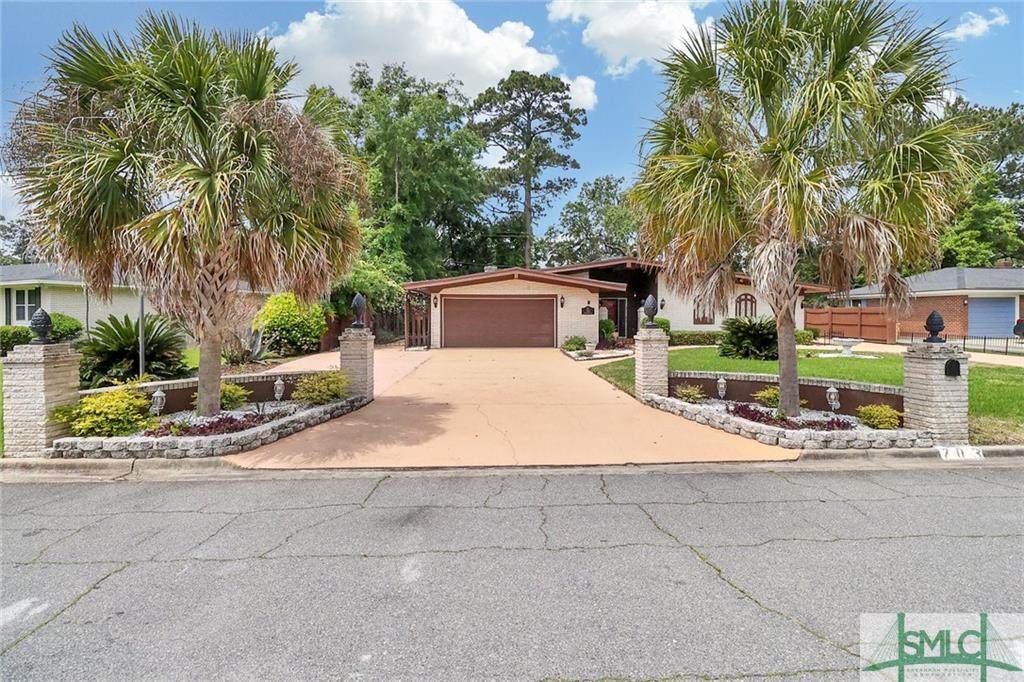 703 Beechwood Drive - Photo 1