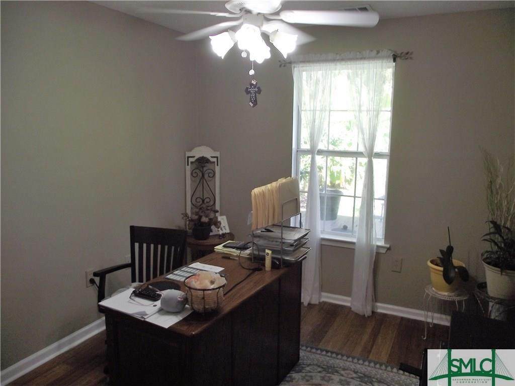 725 Laurel Hill Circle - Photo 1