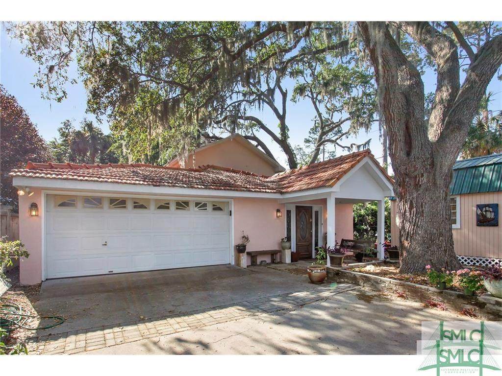 1214 Wilmington Island Road - Photo 1