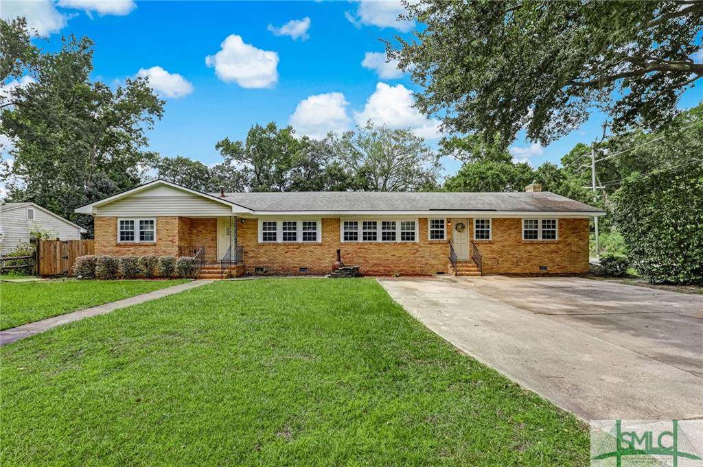 201 Clifton Drive - Photo 1
