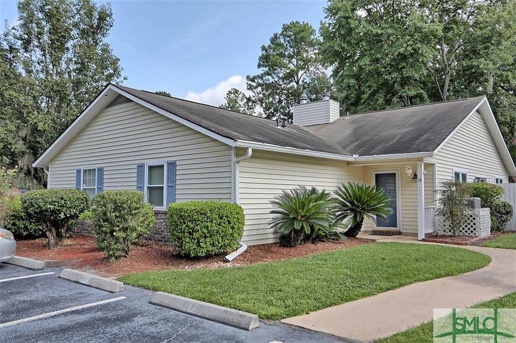 1401 King George Boulevard - Photo 1