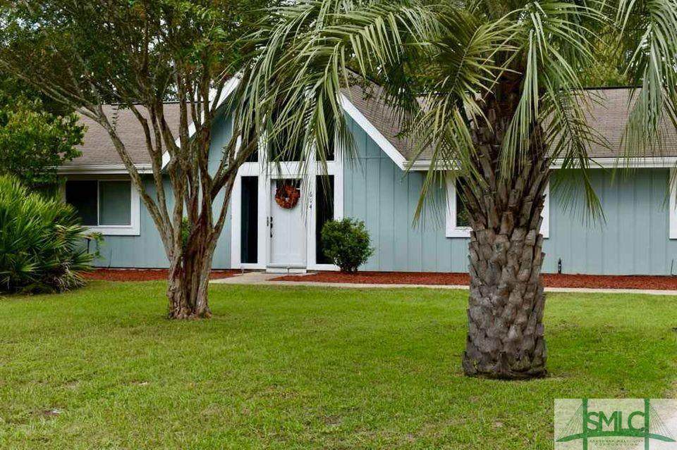 614 Slade Street - Photo 1