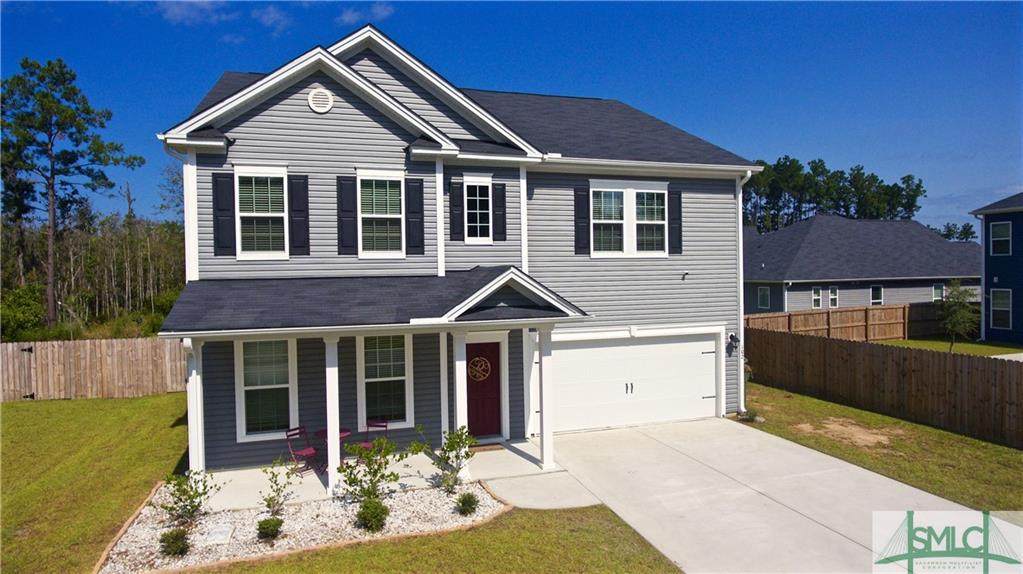102 Royal Palm Circle - Photo 1