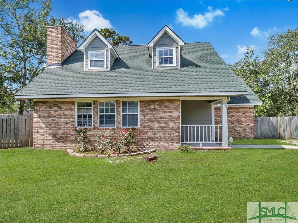 612 Slade Street - Photo 1