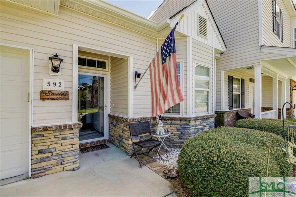 592 Governor Treutlen Circle - Photo 1