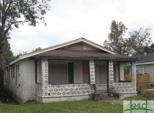 204 Baker Street - Photo 1