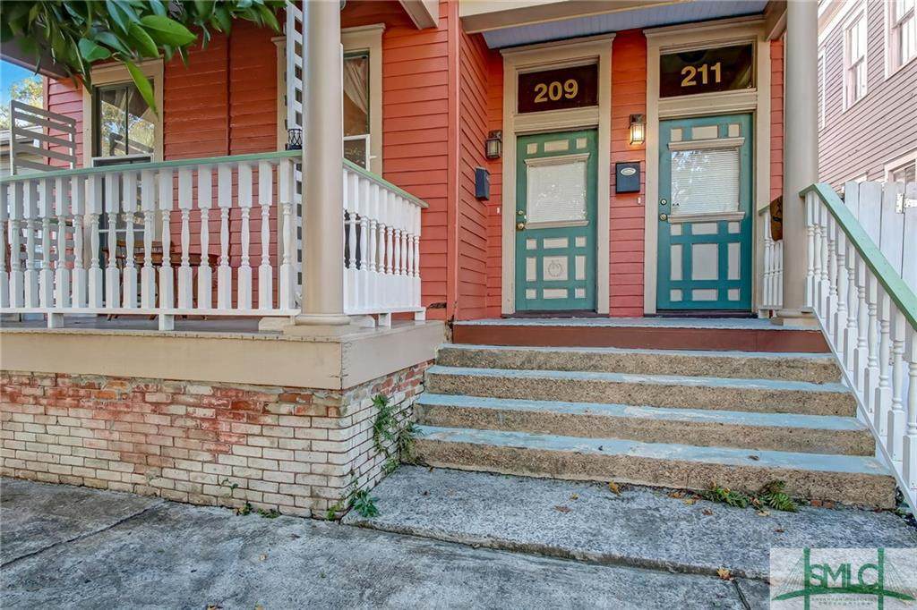 209 31st Street - Photo 1