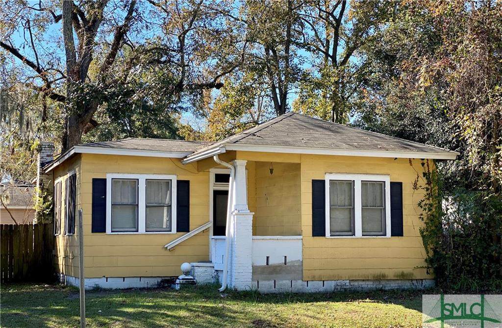 901 52nd Street - Photo 1