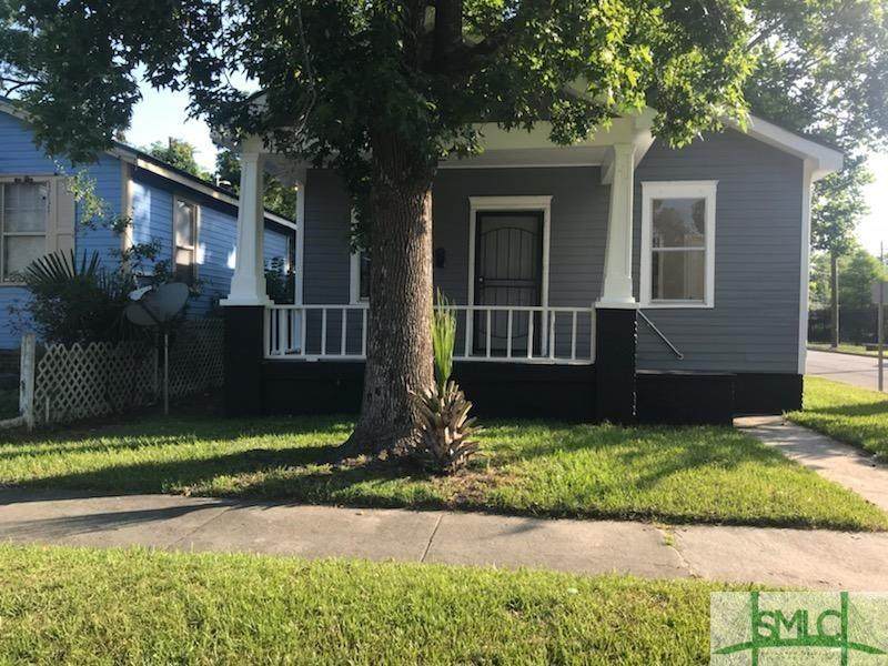 668 32nd Street - Photo 1
