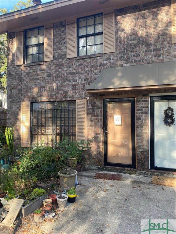 2220 Victory Drive - Photo 1