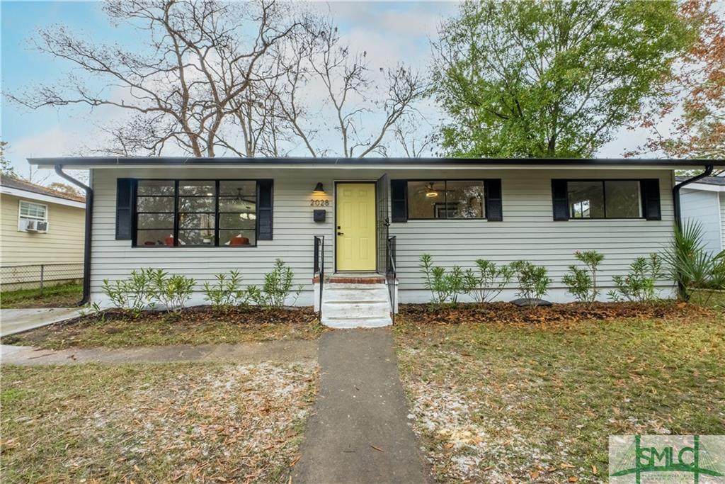 2028 42nd Street - Photo 1