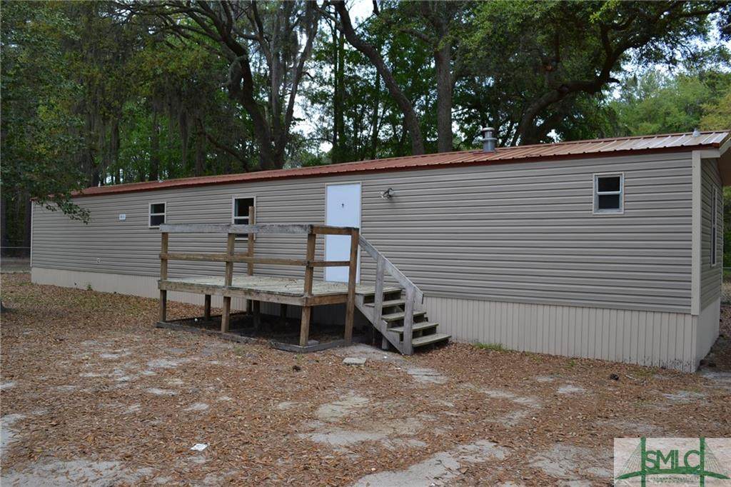 933 Hollywood Drive - Photo 1