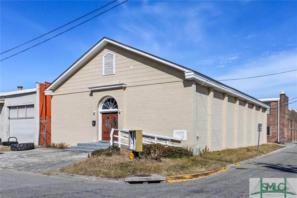 512 Berrien Street - Photo 1