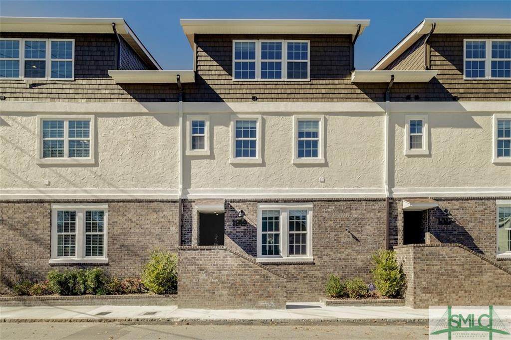 1019 Paulsen Street - Photo 1