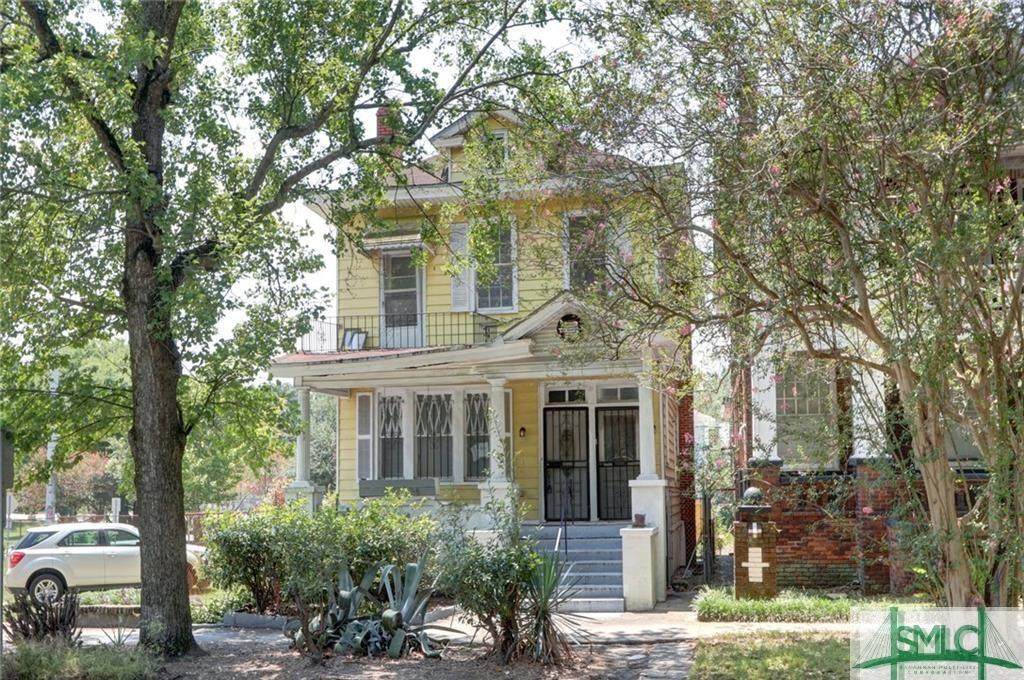 541 Henry Street - Photo 1