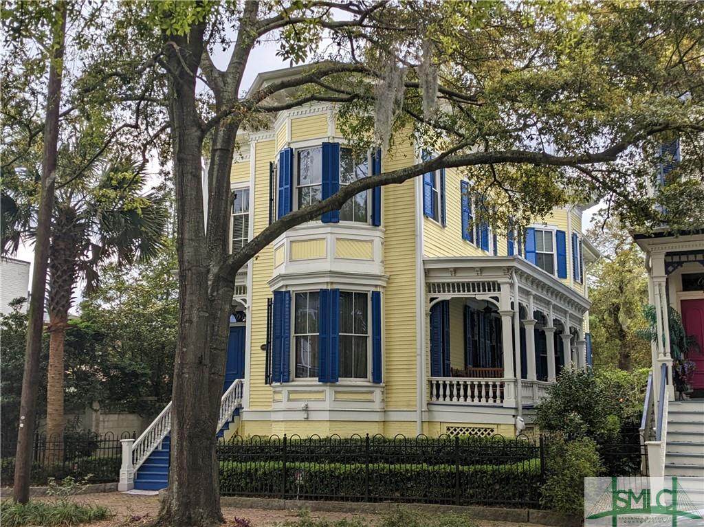 612 Barnard Street - Photo 1