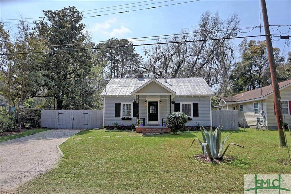 2609 Bismark Avenue - Photo 1