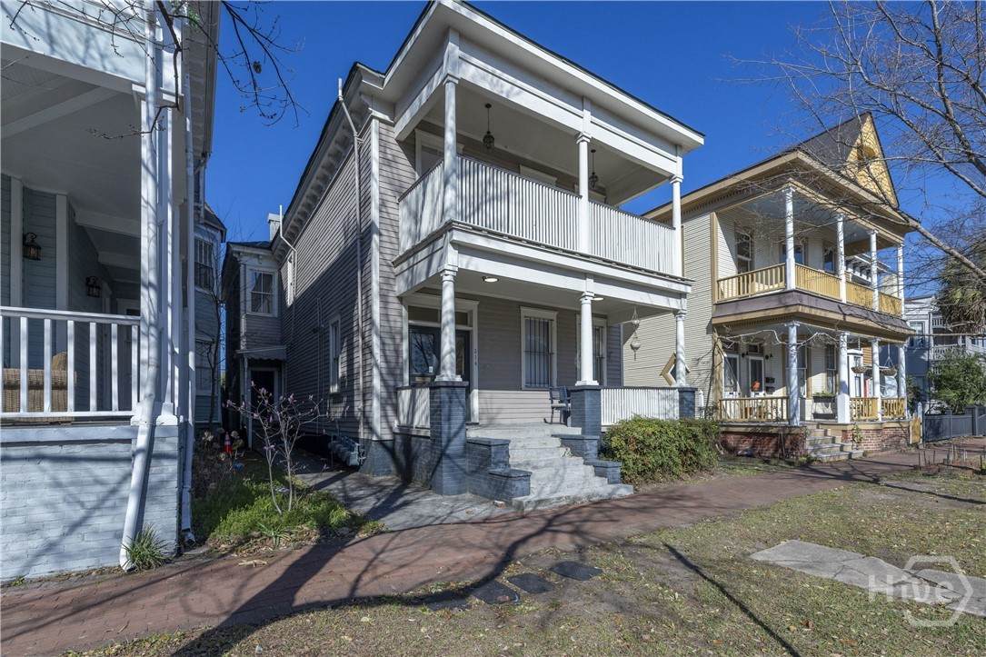 214 Park Avenue - Photo 1