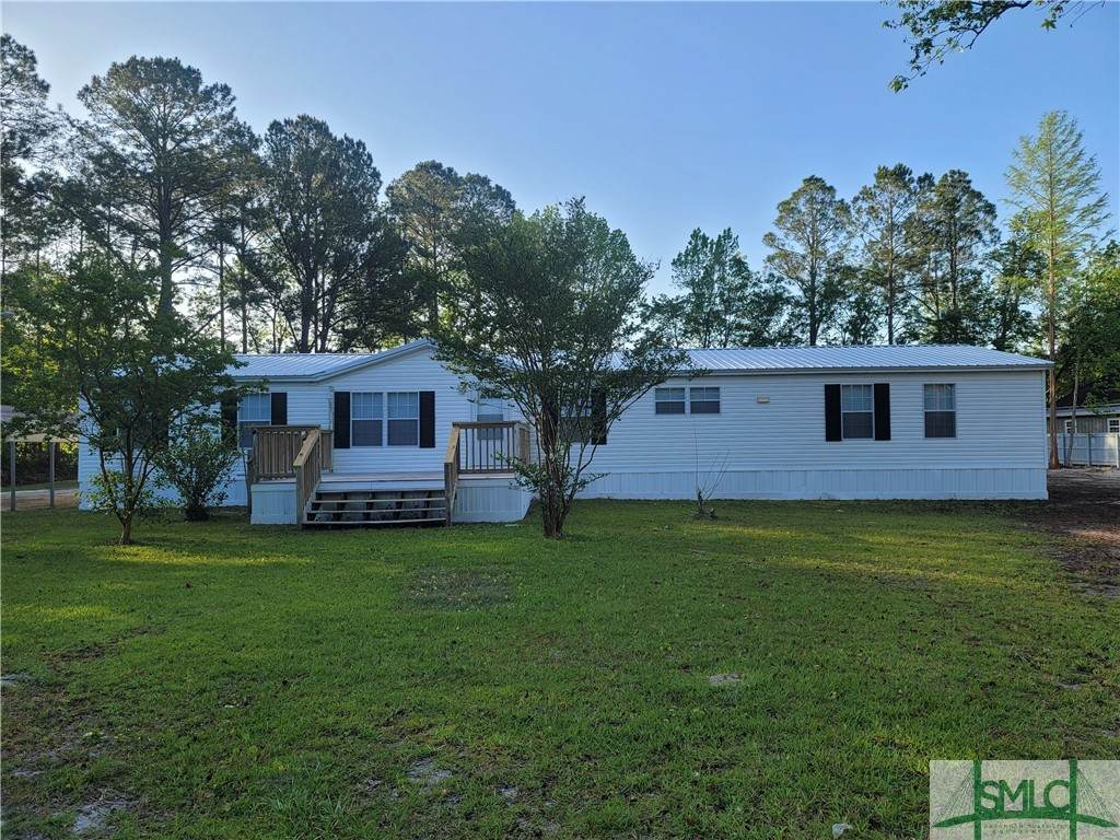 207 Pine Drive - Photo 1