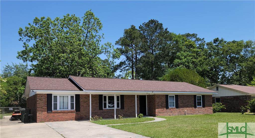 616 Pineview Court - Photo 1